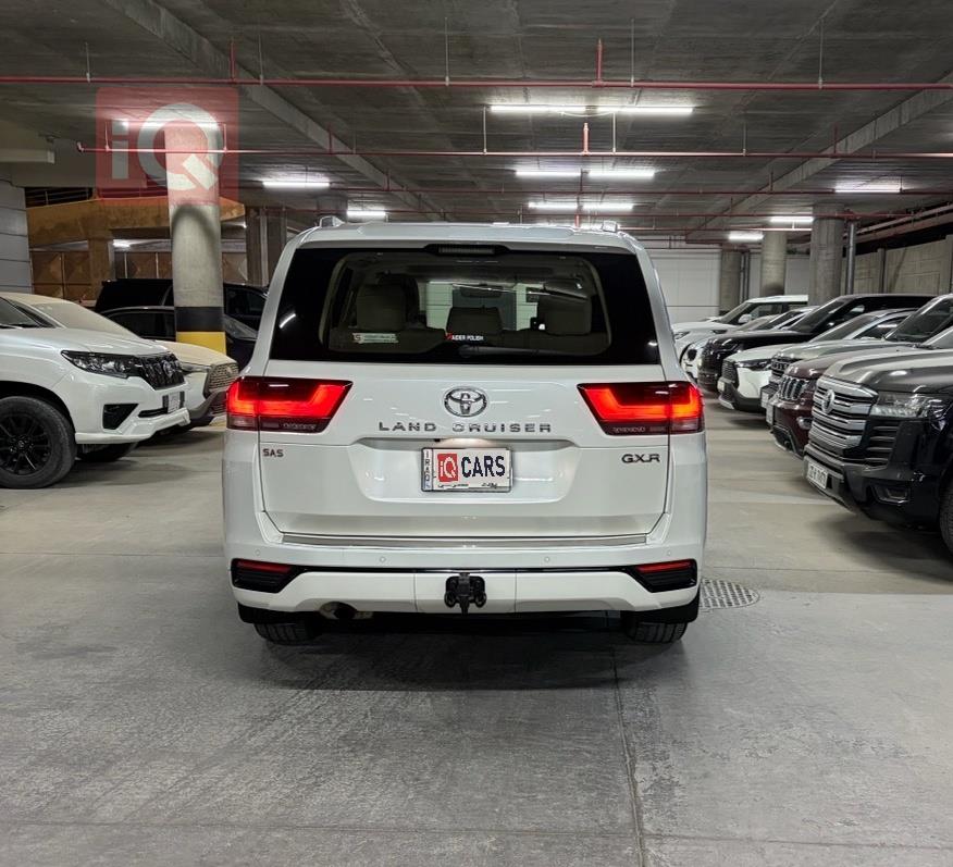 تويوتا لاندكروزر